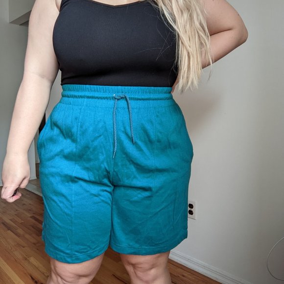 Vintage 90s Camp Shorts - Picture 4 of 10